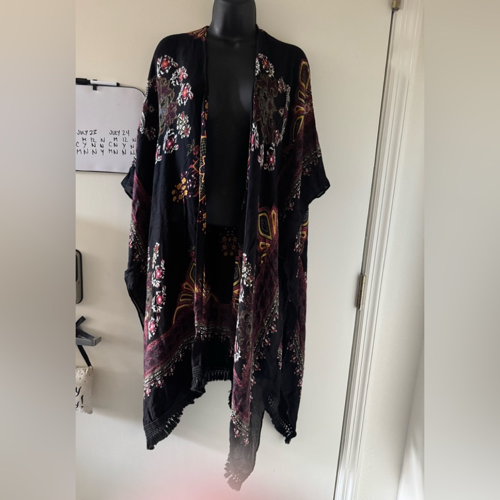 Nomad Multicolor Patterned Kimono